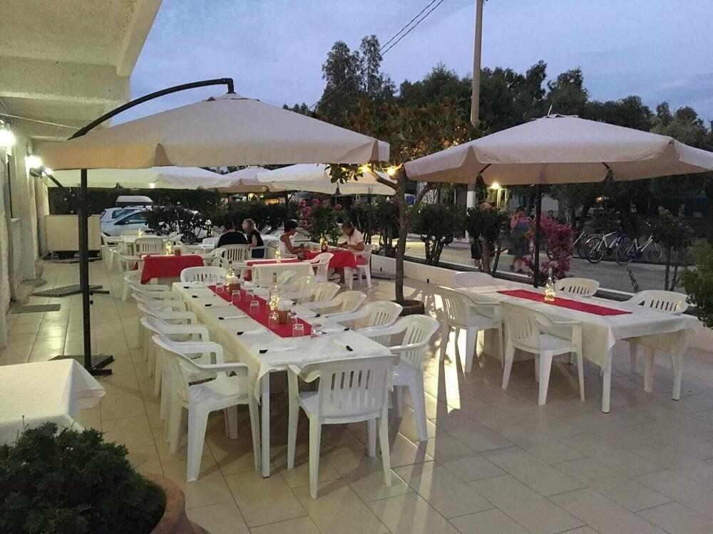 Tindari Village Camping Furnari Dış mekan fotoğraf